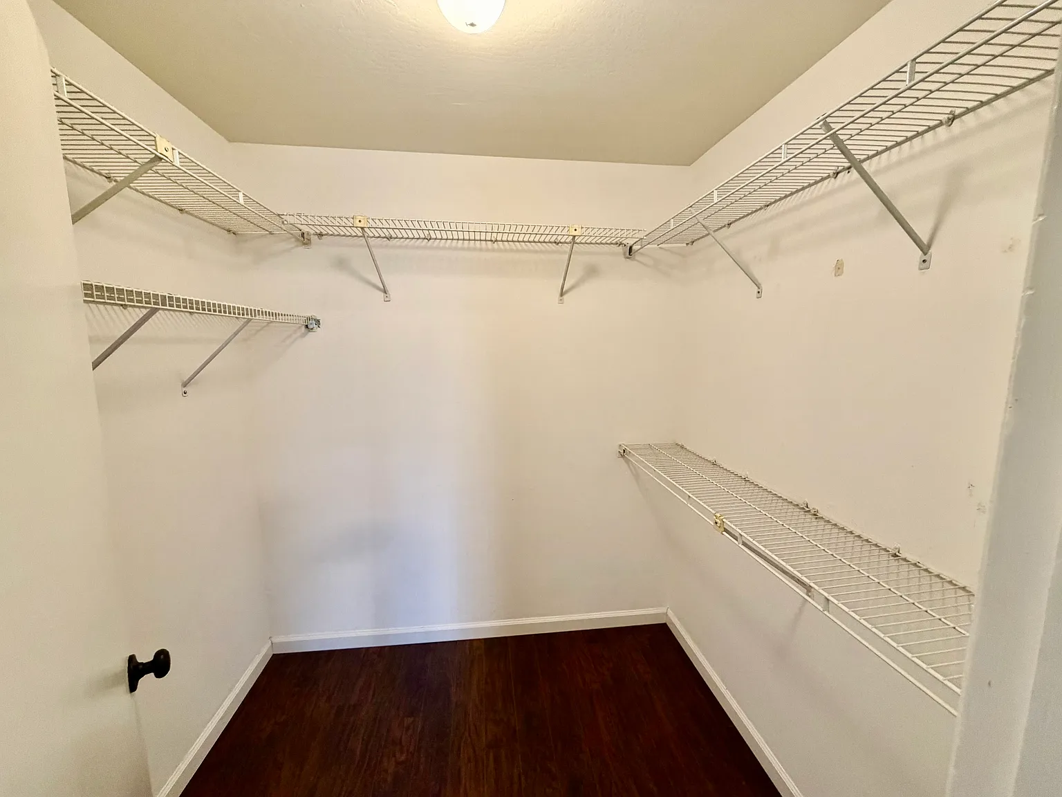 382 Adams Street — Photo 4