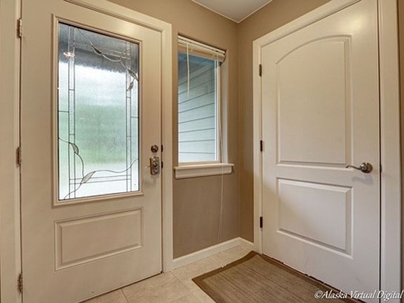 2nd image of 221 E Forest Ave #2