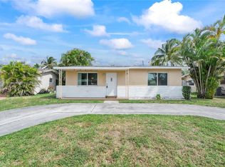8391 NW 27th Pl, Sunrise, FL 33322