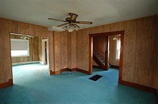 4th image of 454 Blaine St