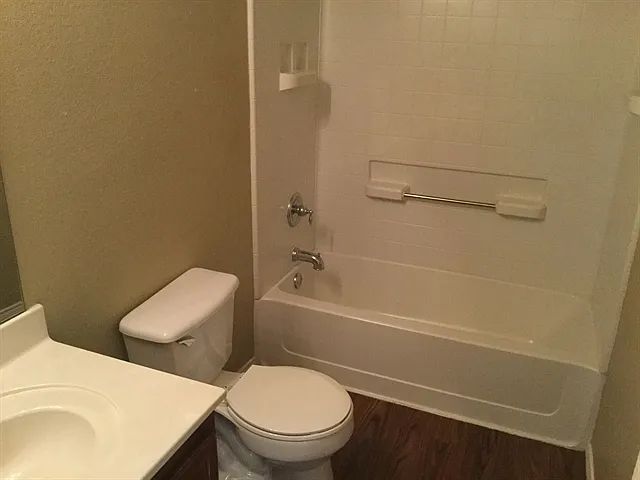 214 Gayleh Ln — Photo 12