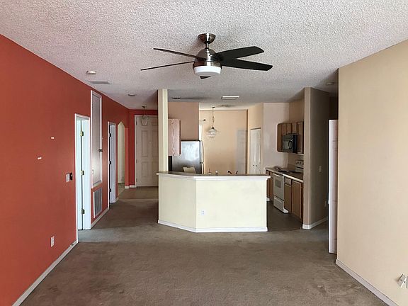 5th image of 412 Sunset View Dr