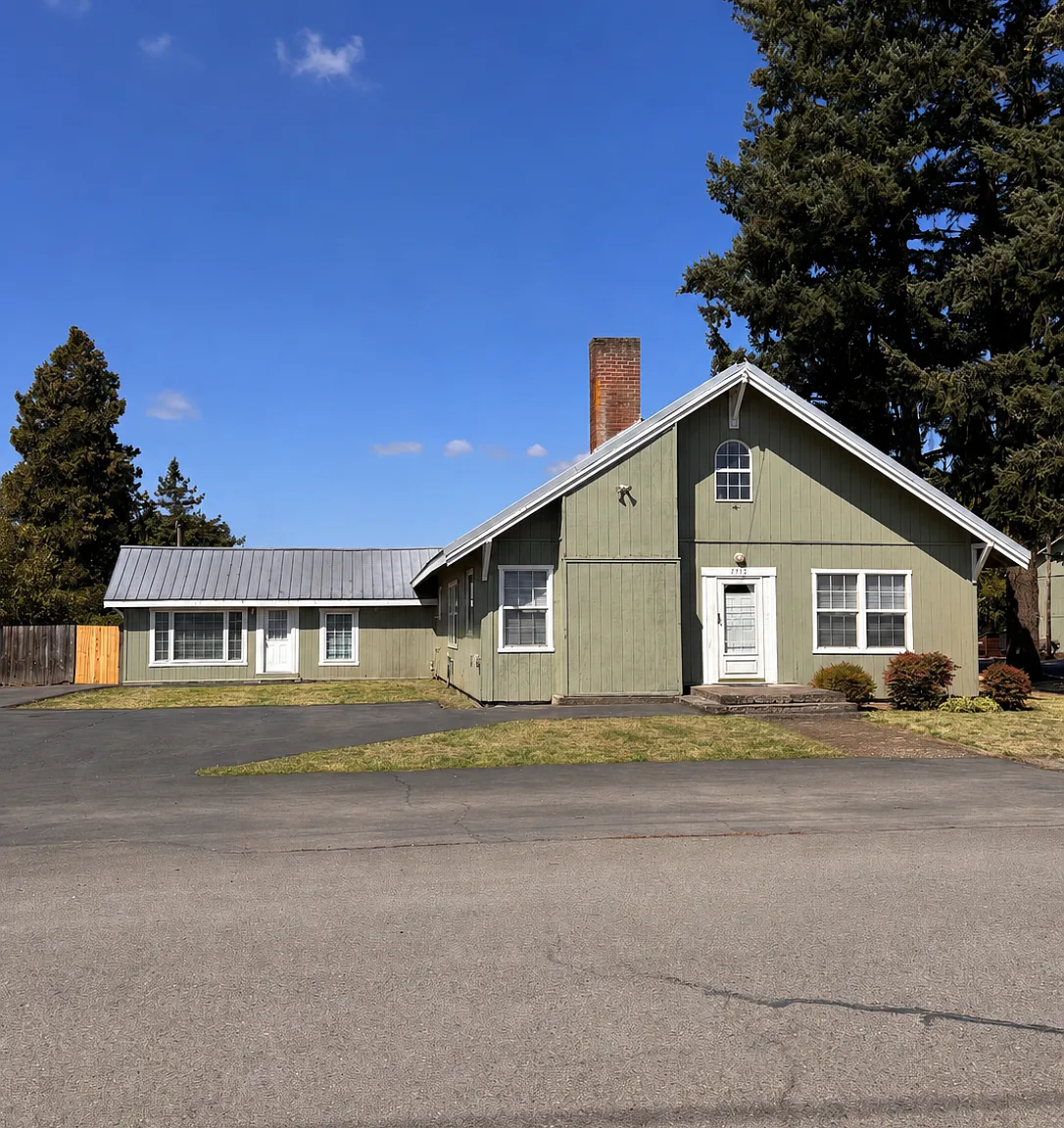 4 bed, 1472 sqft, $2,450 — Photo 1