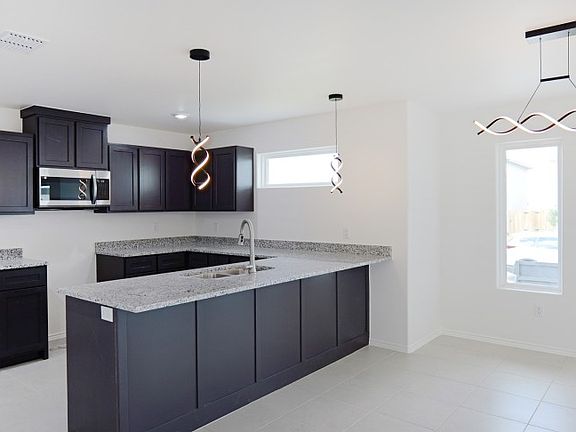 2nd image of 4221 Gaviota Ln