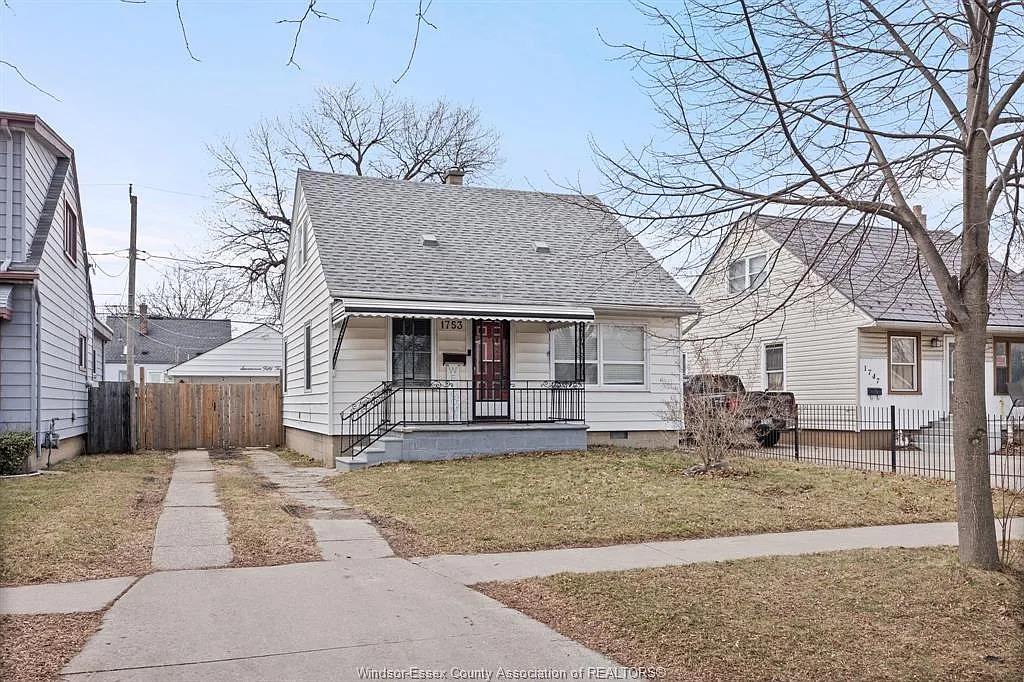 1753 Westcott Rd photo 1