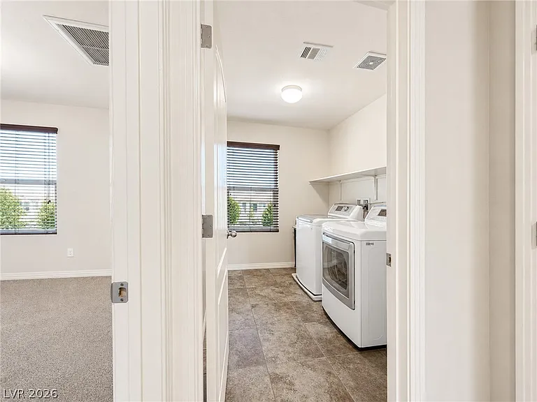 1153 Bear Head St — Photo 43