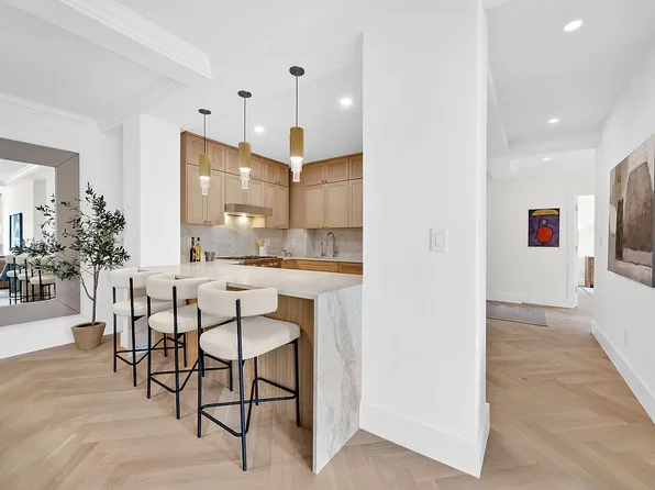 875 W End Ave APT 9A, New York, NY 10025