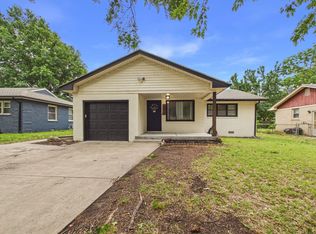 2012 S Ridgewood Dr, Wichita, KS 67218