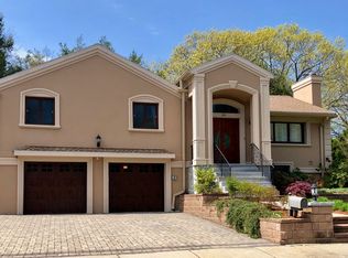 113 Deborah Rd, Newton, MA 02459