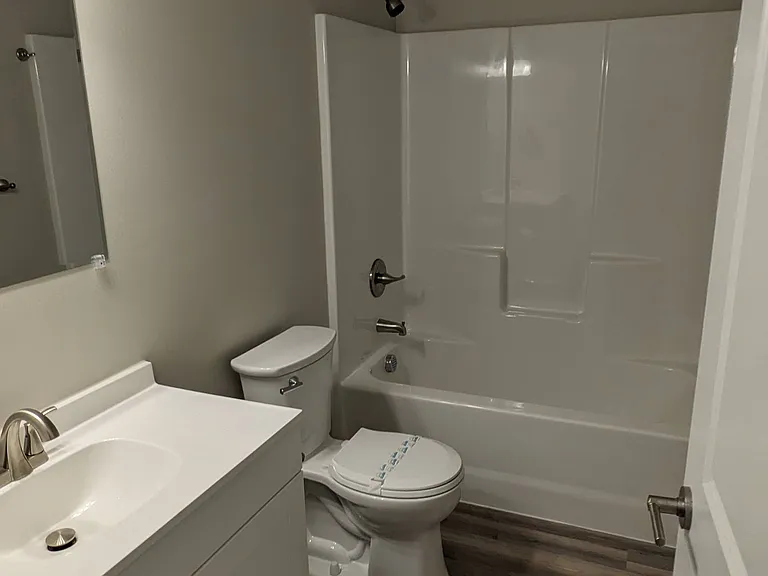 3963 Hayesville Dr NE — Photo 18