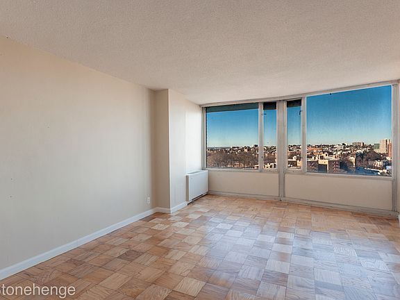 2nd image of 8200 Boulevard E APT 19E