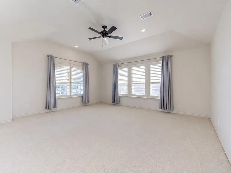 2422 Camden Creek Ln — Photo 24