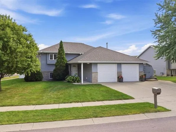 653 Grayhawk Dr, Mankato, MN 56001