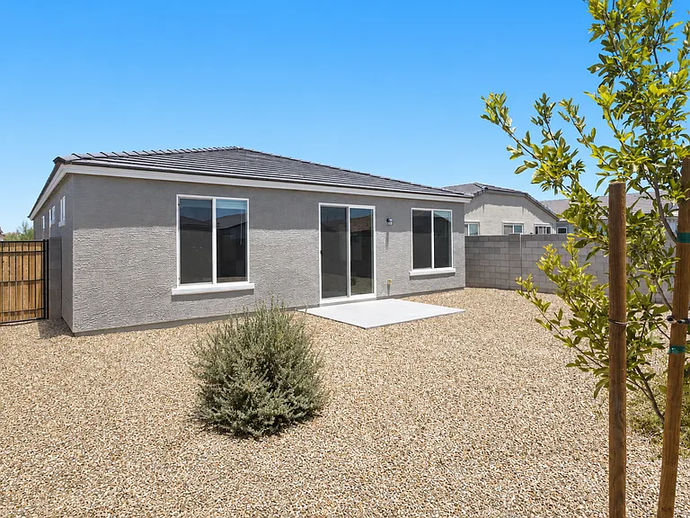 18051 W Sand Hills Dr — Photo 28