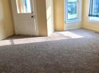 901 W Olive St, Bloomington, IL