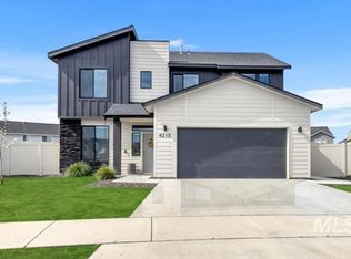 4215 N Pindus Ave, Meridian, ID 83646