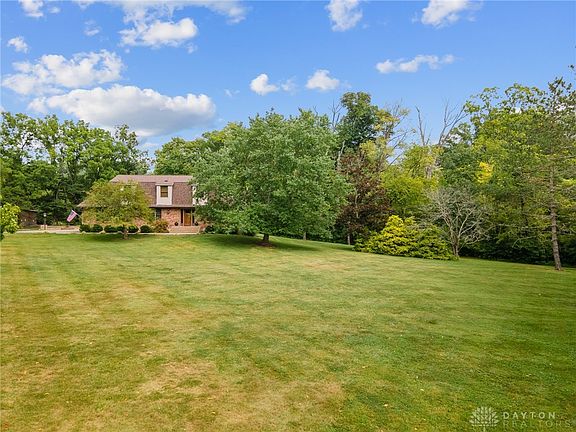 3rd image of 1211 Sugar Hill Ln