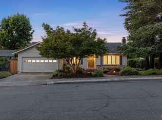 2507 Rolling Hill Drive, Santa Rosa, CA 95404