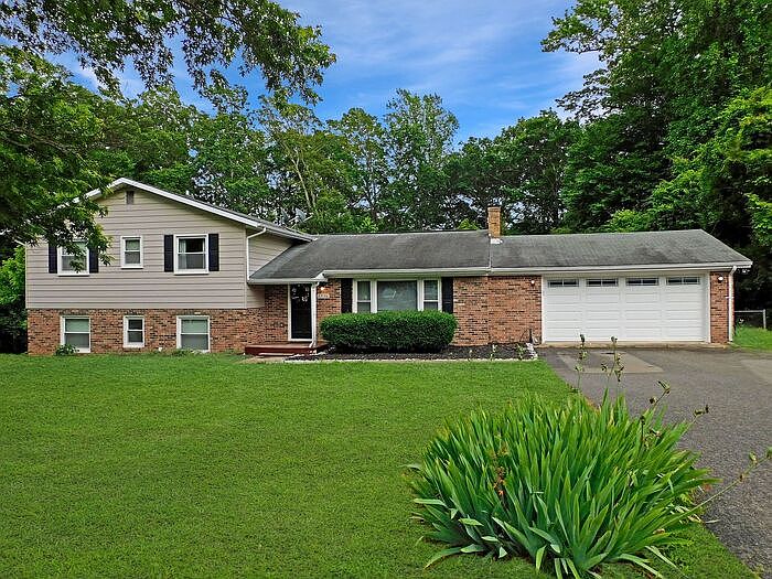1st image of 23126 Esperanza Dr