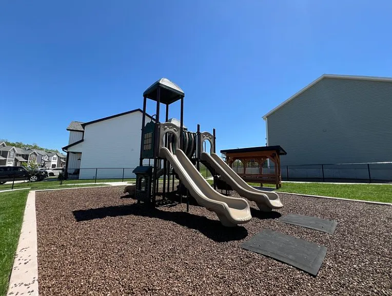 159 Sierra Cir — Photo 44