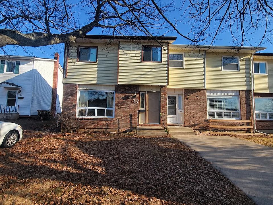1st image of 32 Dawson Ct