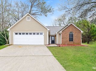 5986 Creekside Dr, Rex, GA 30273