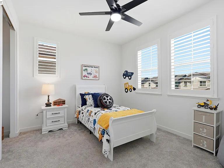 1550 Plumas Dr — Photo 44
