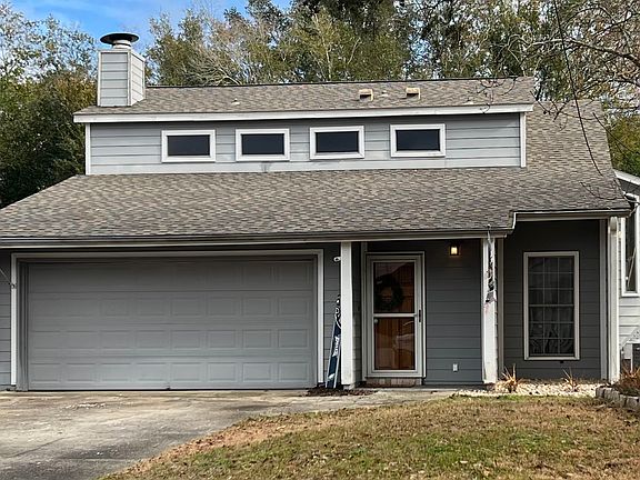 2nd image of 3102 Las Brisas Dr