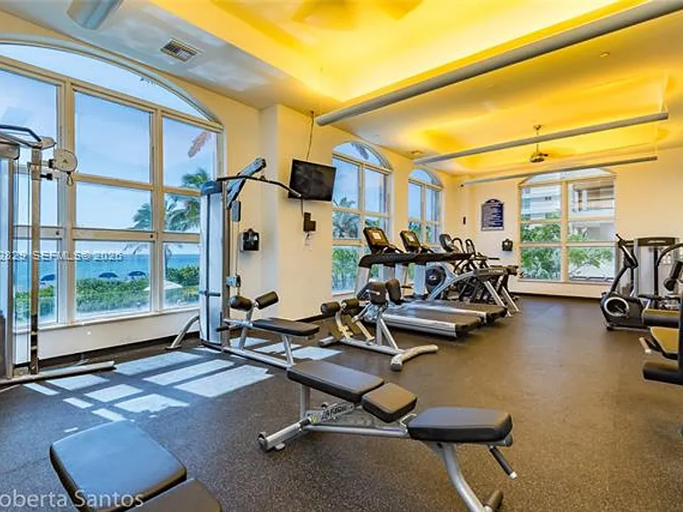 2080 S Ocean Dr #CU-804 — Photo 3