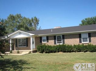 1804 Grandaddy Rd, Lawrenceburg, TN 38464