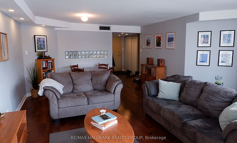 Ottawa Apartment for rent - 2 Bedrooms — photo 3