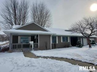 700 8th Ave, Fulton, IL 61252