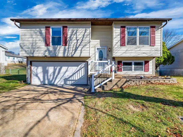 2283 Sunnyridge Dr, Arnold, MO 63010