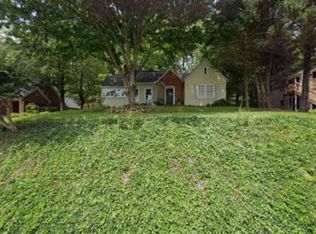 104 Valley Dr, Dalton, GA 30720