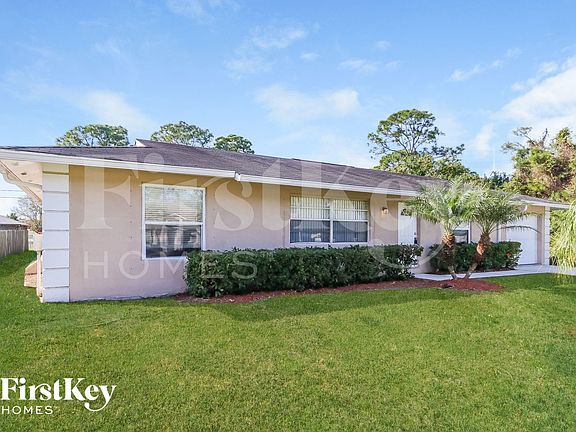 2nd image of 650 NW Selvitz Rd