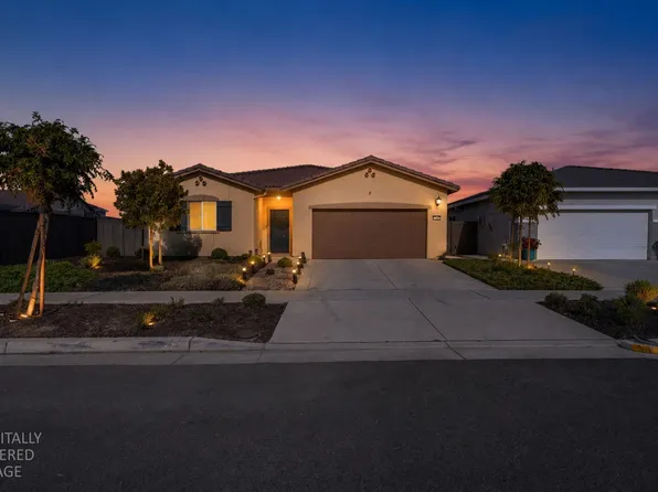 1300 Dusty Maiden Dr, Plumas Lake, CA 95961