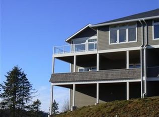 3208 Ridgetop Trl, Ilwaco, WA 98624