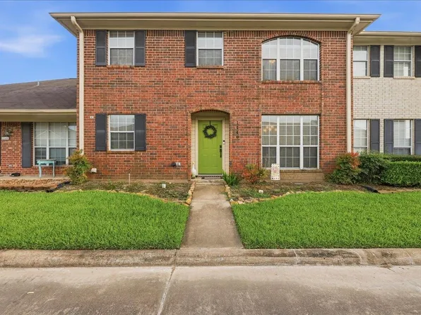 1149 Green Meadow St, Beaumont, TX 77706