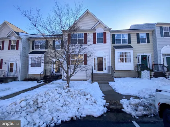 106 Brenwick Ct, Stafford, VA 22554