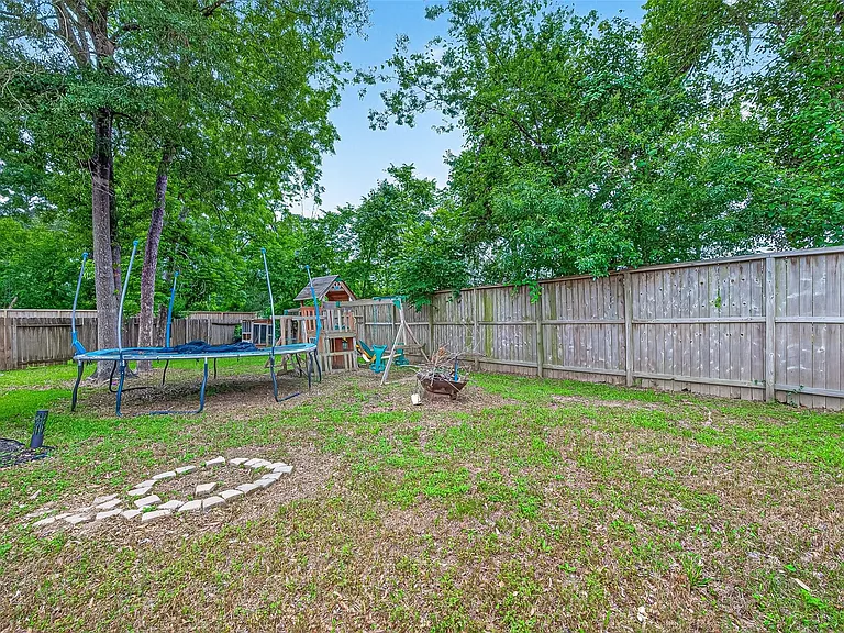 25507 Lyon Springs Ct — Photo 47