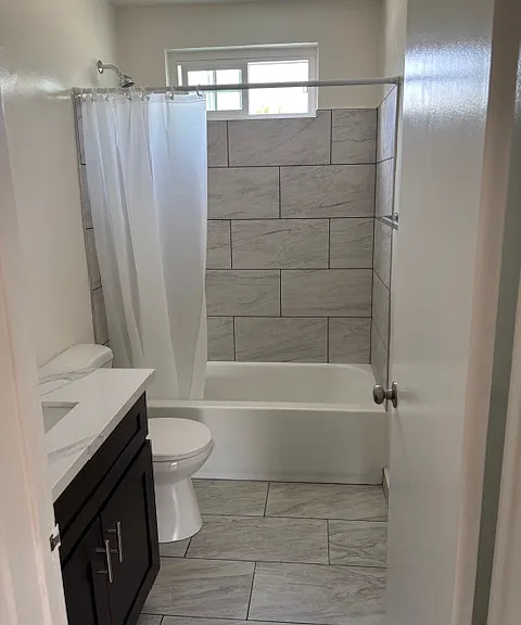 14154 Erwin St #6 — Photo 12