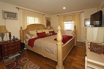 5th image of 6 Manor Ave