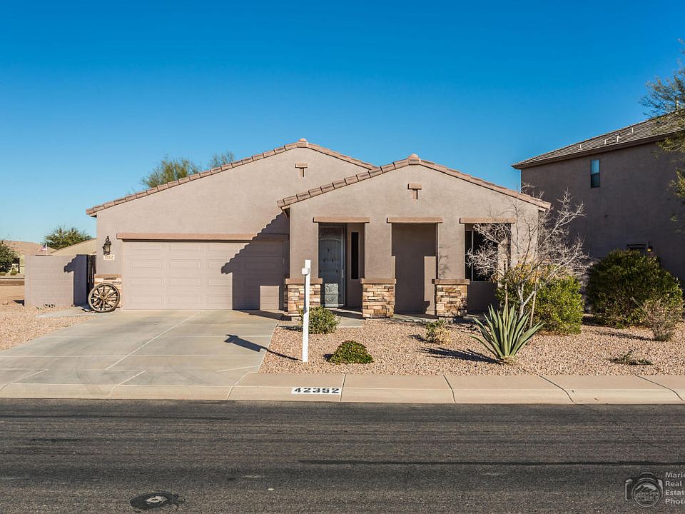 1st image of 42352 W Posada Dr