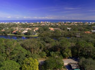 8 Bay Rd, Palm Coast, FL 32137