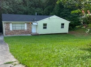 712 Village Lane Dr SW, Marietta, GA 30060