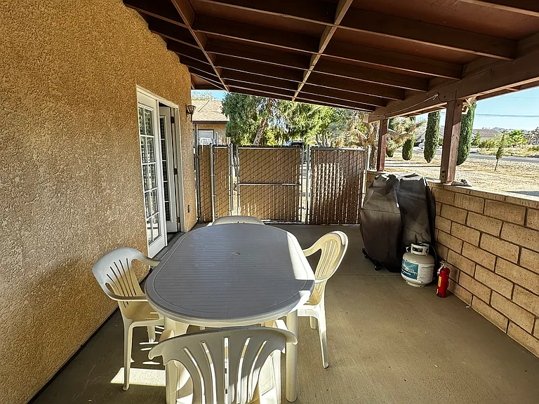 57486 Pueblo Trl — Photo 16