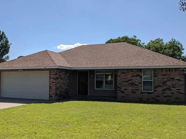 1204 Lisa Ln, Burkburnett, TX 76354