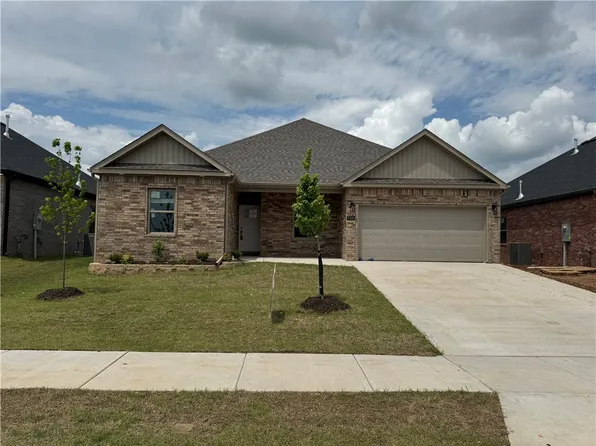 7300 SW High Meadow Ave, Bentonville, AR 72713