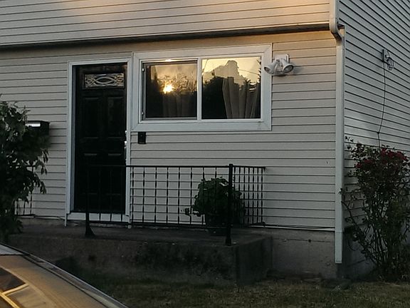 2nd image of 5114 51st Ave S