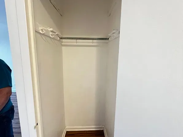 2606 W Balmoral Ave APT 512, Chicago, IL 60625